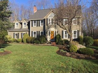 17 Peters Ln, Franklin, MA 02038