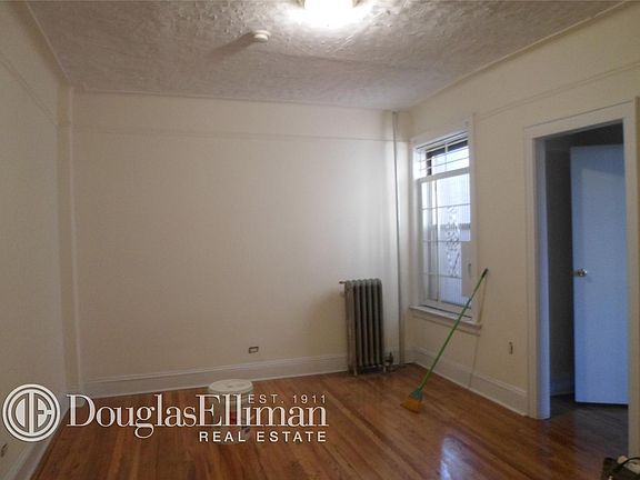 2nd image of 1114 46th Ave APT 3H