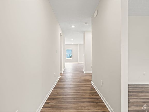3rd image of 7944 Parsley Pl