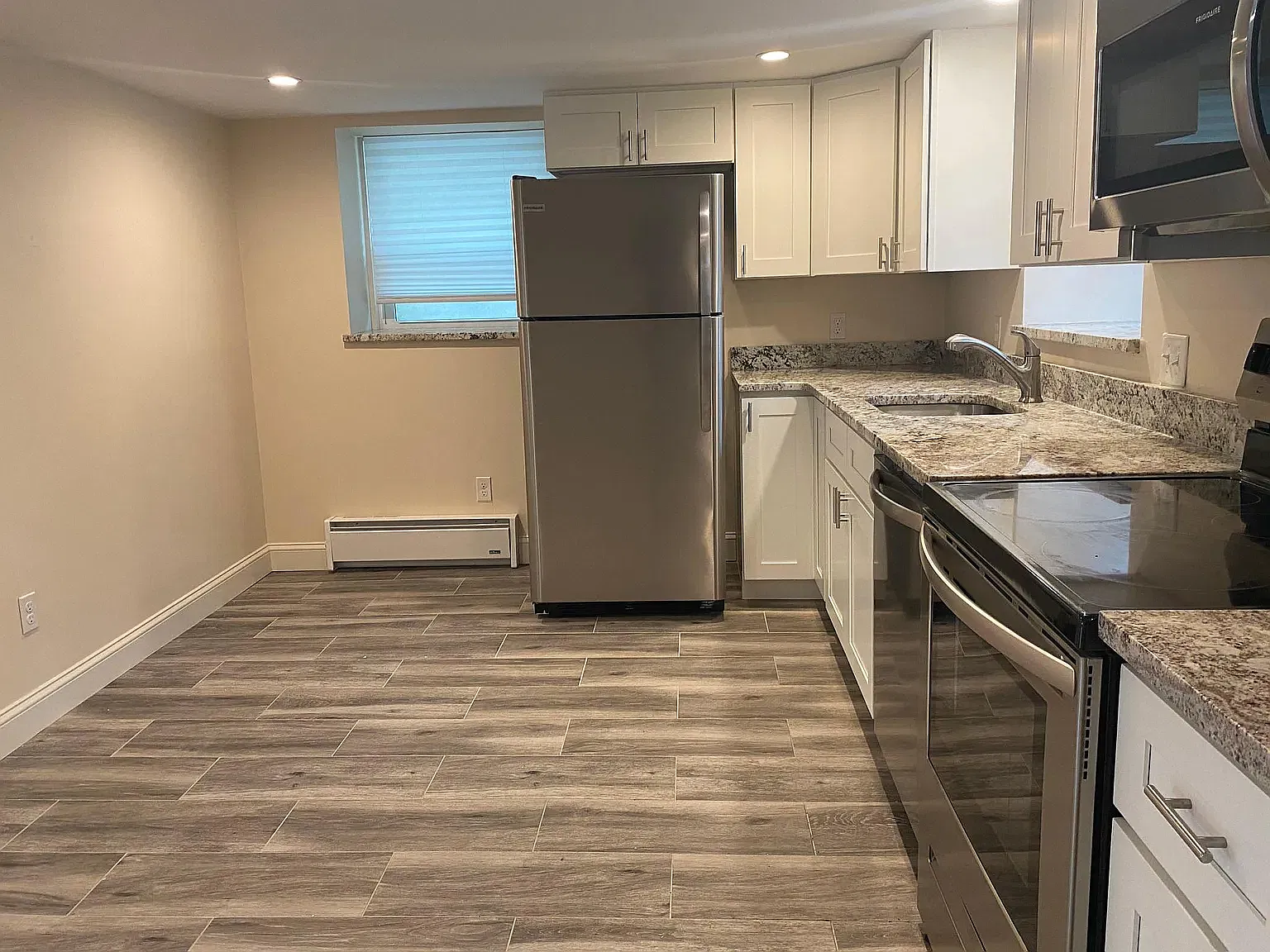 1 bed, 1.0 bath, $2,100 — Photo 3
