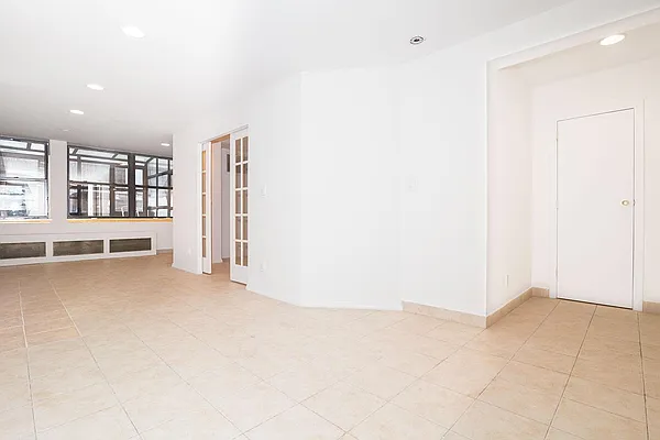 Rented by Keller Williams NYC | media 9