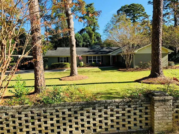 206 Euclid Dr, Thomasville, GA 31792