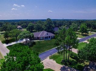 106 Longhorn Dr, Lake Kiowa, TX 76240