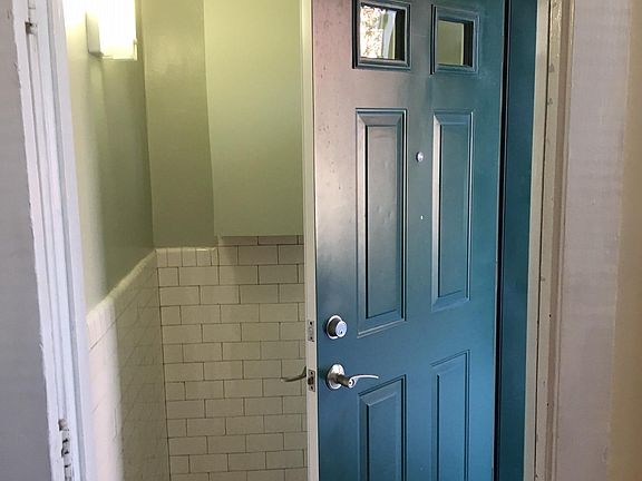 2nd image of 3432 N Damen Ave #1