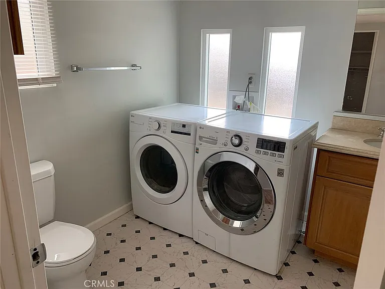 25806 Creag Ave — Photo 14