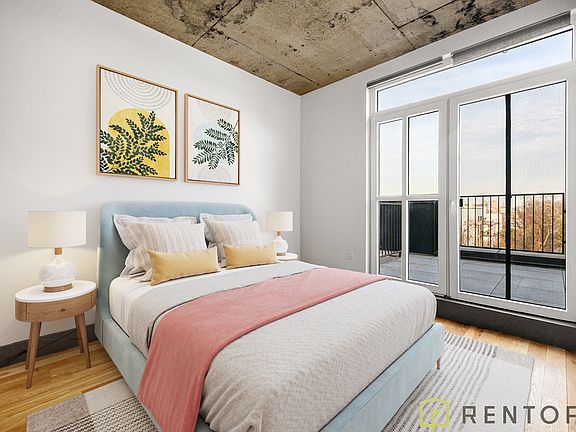 4th image of 338 Evergreen Ave #528