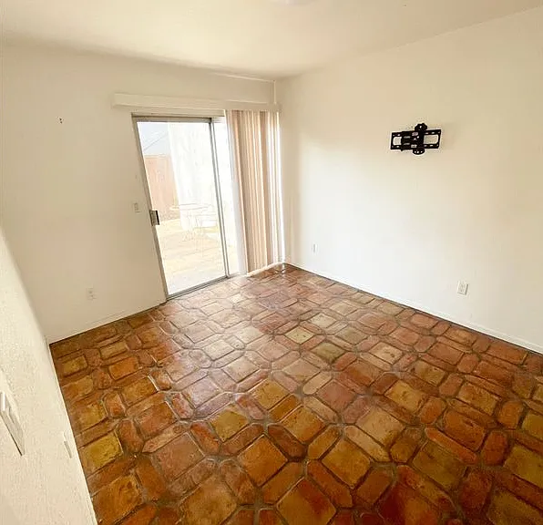 21851 Oceanview Ln — Photo 4