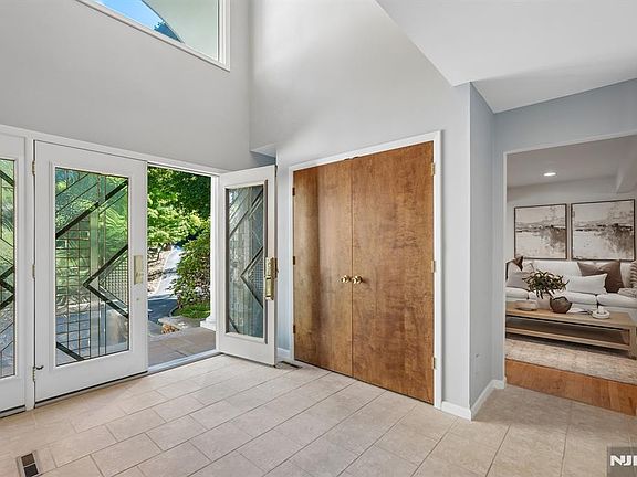 2nd image of 628 Omaha Way