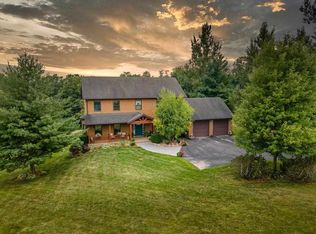 25 Butternut Ln, Galena, IL 61036