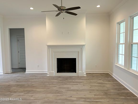 4th image of 104 Lilian Ln