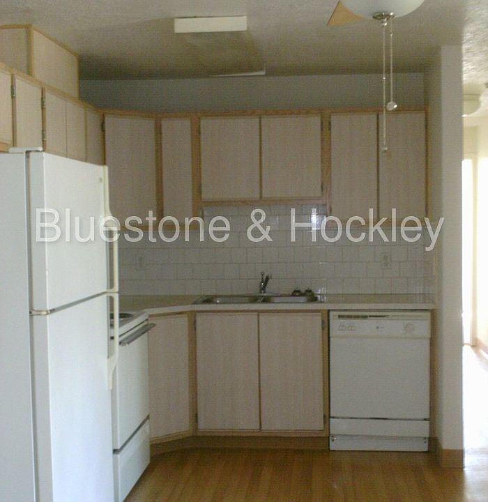 2nd image of 120 SE 143rd Ave APT 08