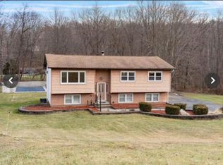 70 Bayberry Dr, Monroe, NY 10950