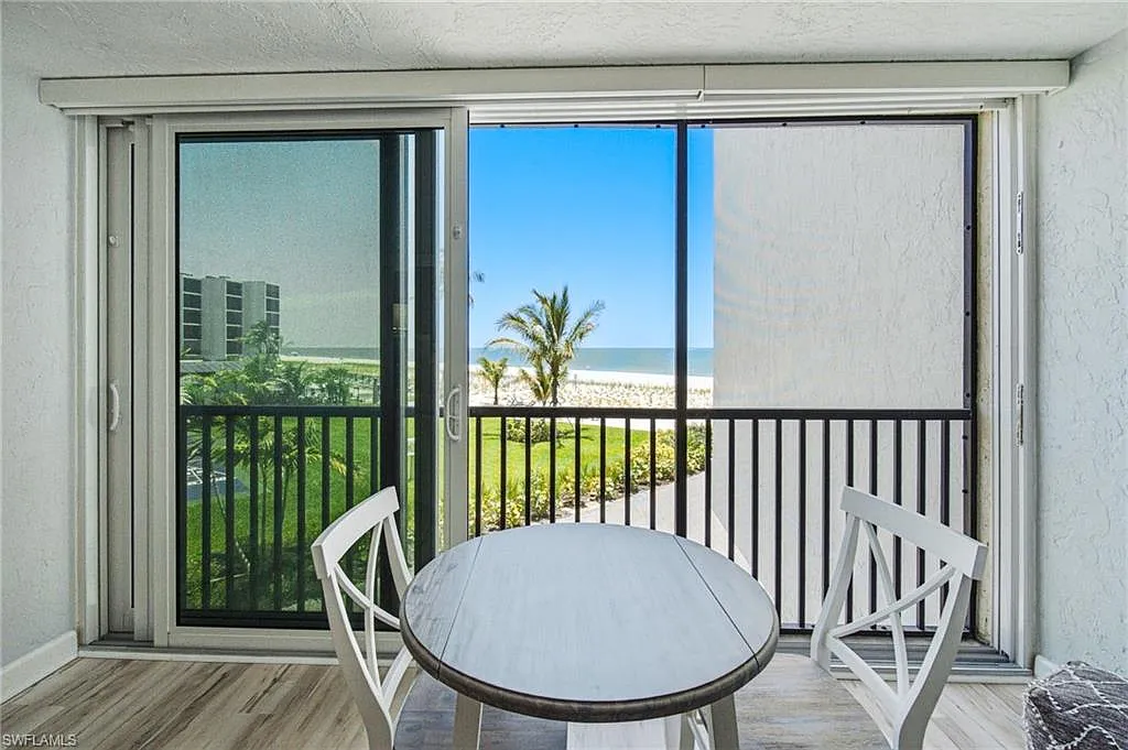 1 bed, 1.0 bath, 700 sqft, $8,500 — Photo 3