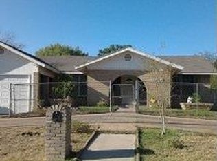 2704 E Frost St, Laredo, TX 78043