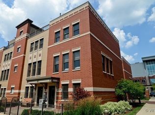 1029 N Kingsbury St, Chicago, IL 60610