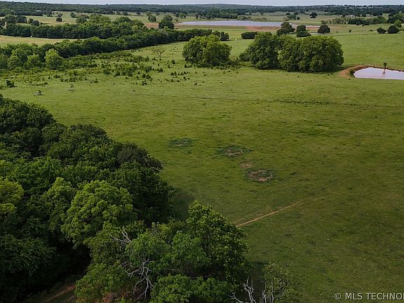 4th image of 8361 Midway Rd