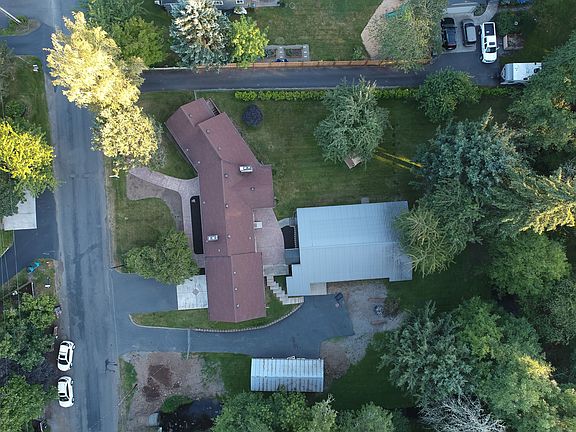 3rd image of 414 NE Clark Ave