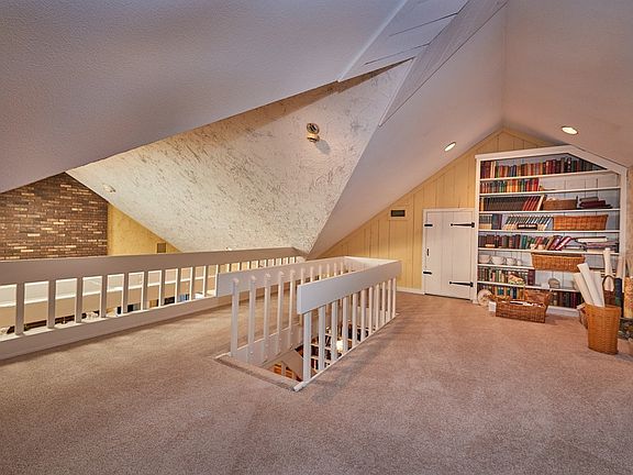 4th image of 7 Highridge Rd