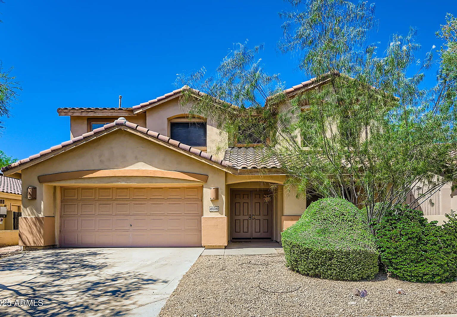 5 bed, 3.0 bath, 2504 sqft, $3,900 — Photo 1