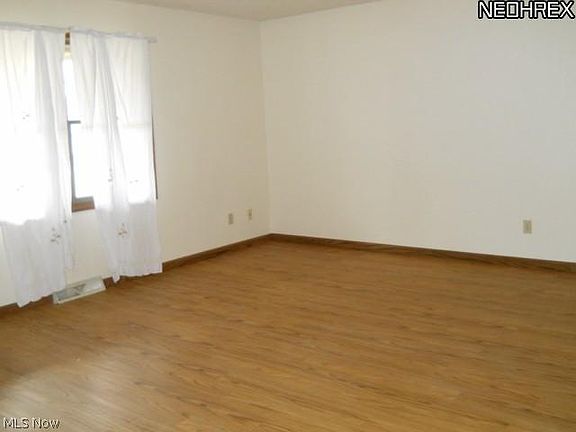 5th image of 951 Concord Dr