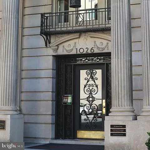 1026 16th St NW #801 — Photo 33