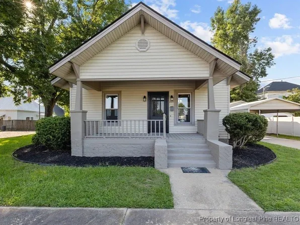 205 N Layton Ave, Dunn, NC 28334