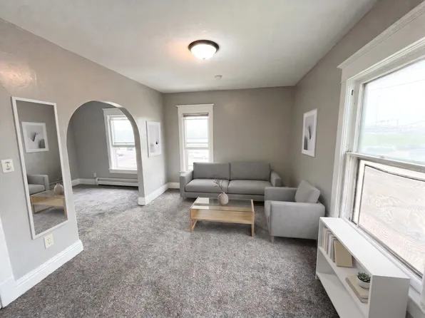 516 - 518 W 6th St, 516-518 W 6th St #516-1/2, Waterloo, IA 50701