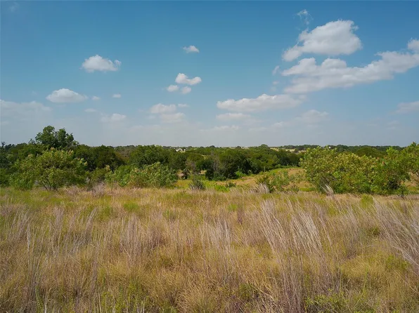 55 Serenity Dr, Bertram, TX 78605