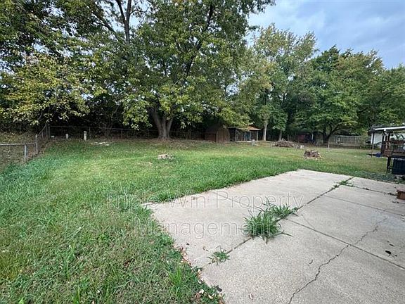 3rd image of 11627 Petite Chalet Dr