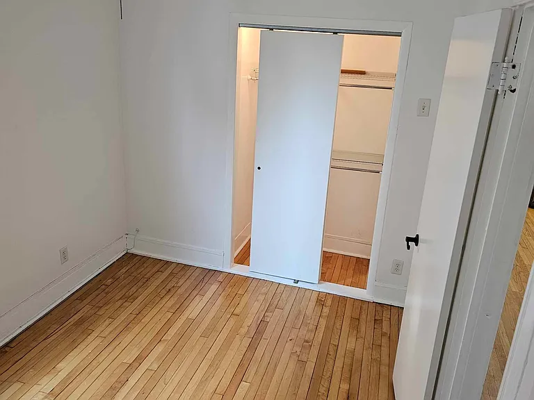 4816 W Berteau Ave #1 — Photo 14