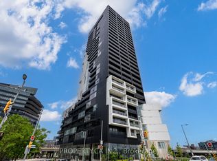 170 Bayview Ave #1907, Toronto, ON M5A0M4