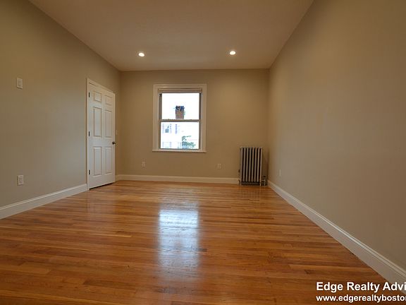 4th image of 58 Foster St #2