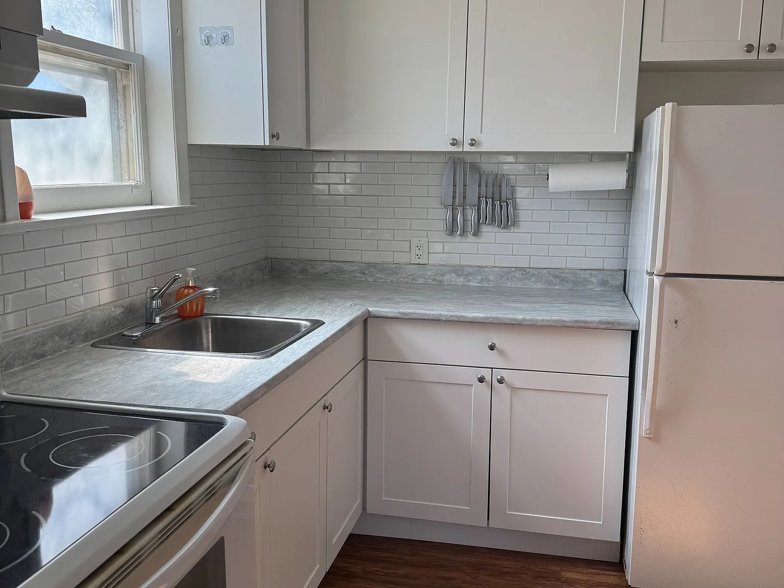 2 bed, $1,600 — Photo 2