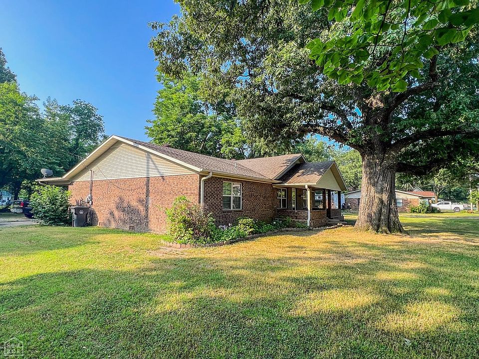 1005 SE 2nd St, Walnut Ridge, AR 72476 Zillow