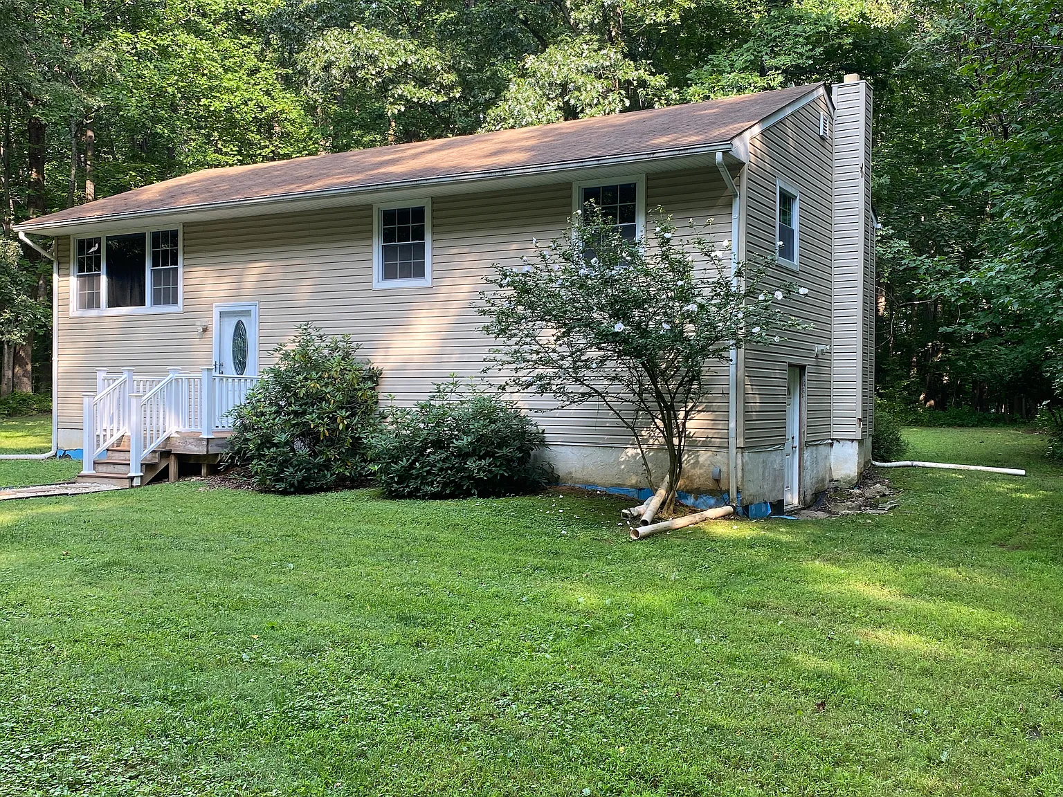 2117 Parsonage Ln — Photo 1