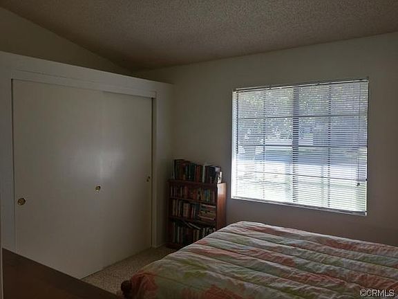 4th image of 25067 Hazelwood Cir