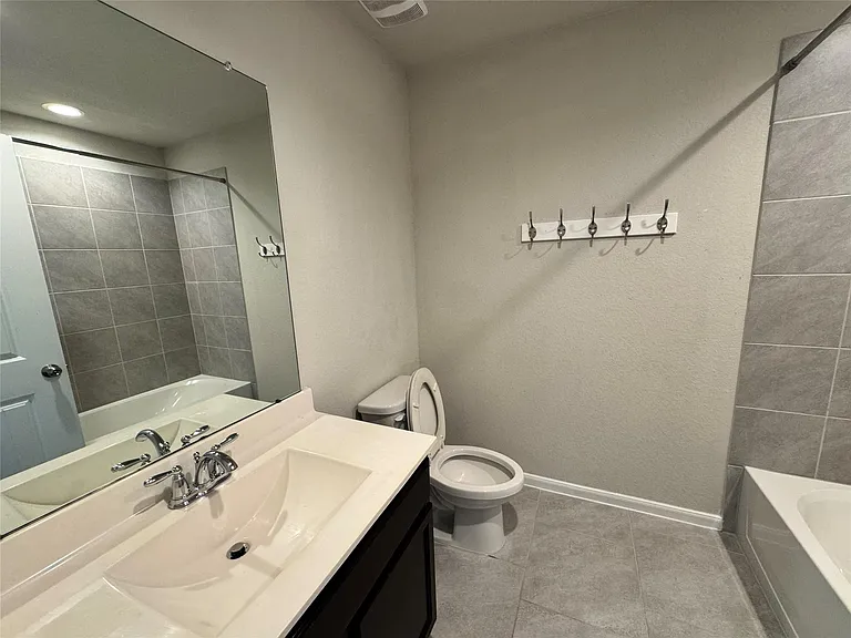 29602 Juniper Ct — Photo 32