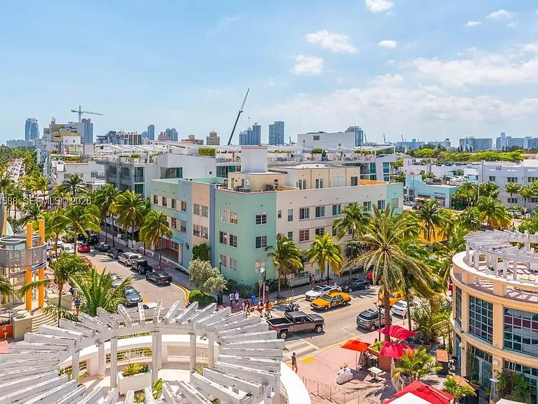1500 Ocean Dr #609 — Photo 1