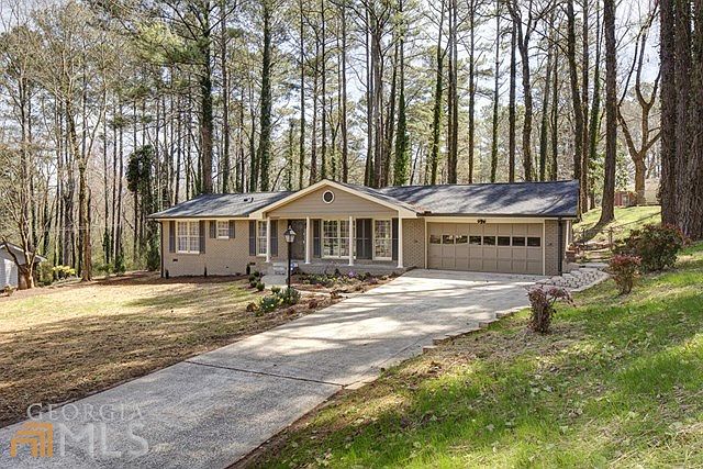 1st image of 3252 Clearview Dr SW