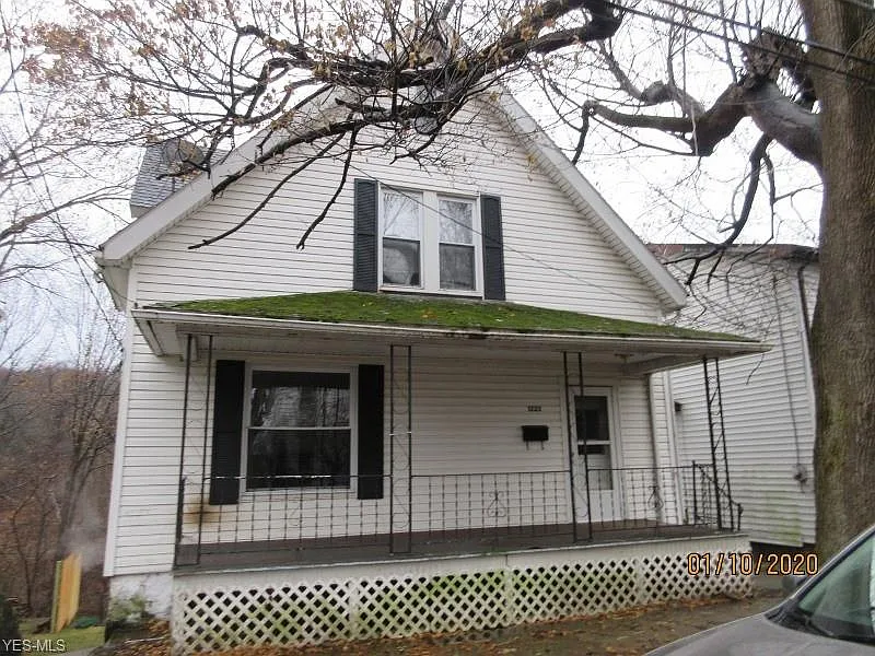 1225 Wellman Ave SE photo 1