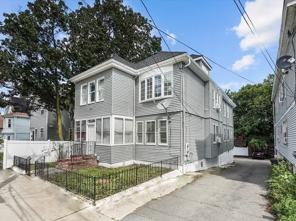 223 Webster Ave, Chelsea, MA 02150