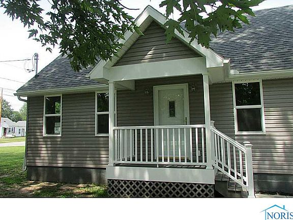 2nd image of 851 Countway St