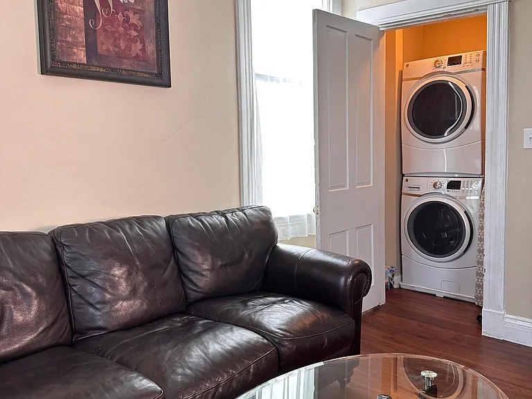 159 E McMillan St #2 — Photo 7