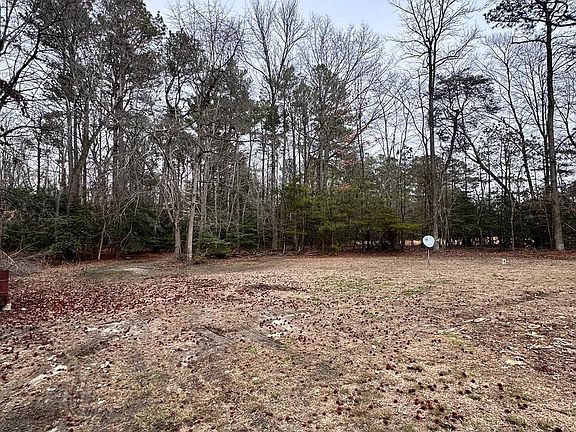 2nd image of 2968 Reynolds Rd