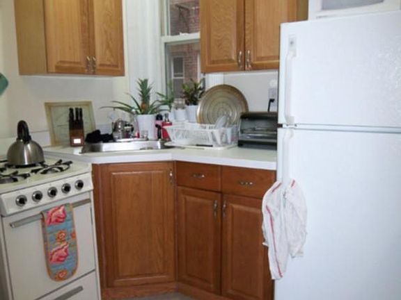 2nd image of 16 Hemenway St #320