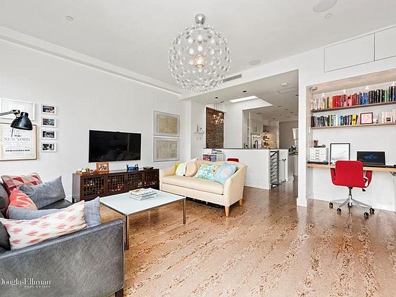 3rd image of 208 Lenox Ave APT 3