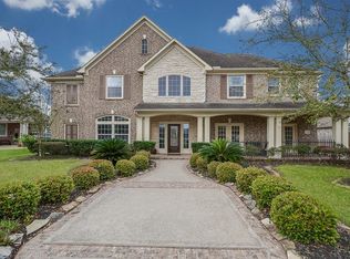 1918 Sandy Lake Dr, Friendswood, TX 77546