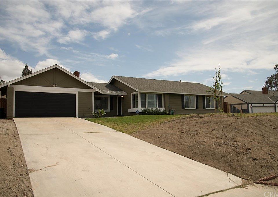 1st image of 5240 Camino Real