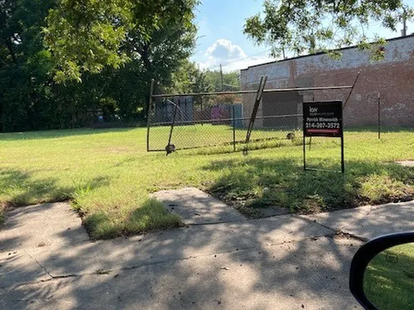 805 S Beacon St, Dallas, TX 75223