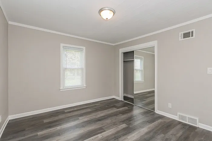 1176 Highview Dr — Photo 8